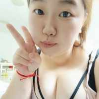 大奶小胖妹