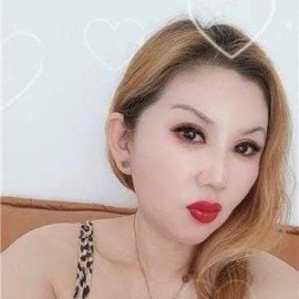 金发熟女